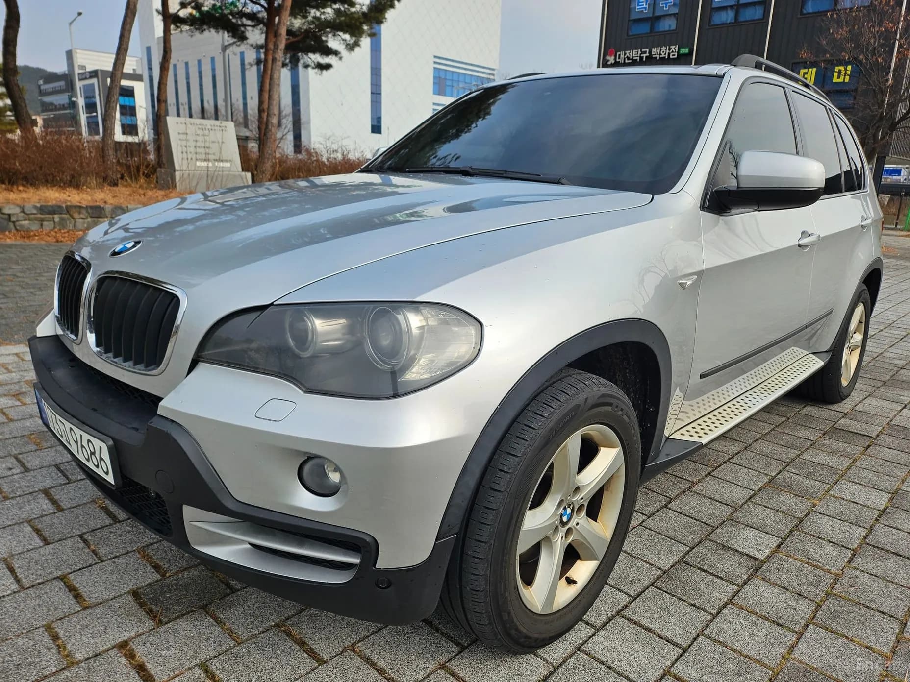 X5 (E70)