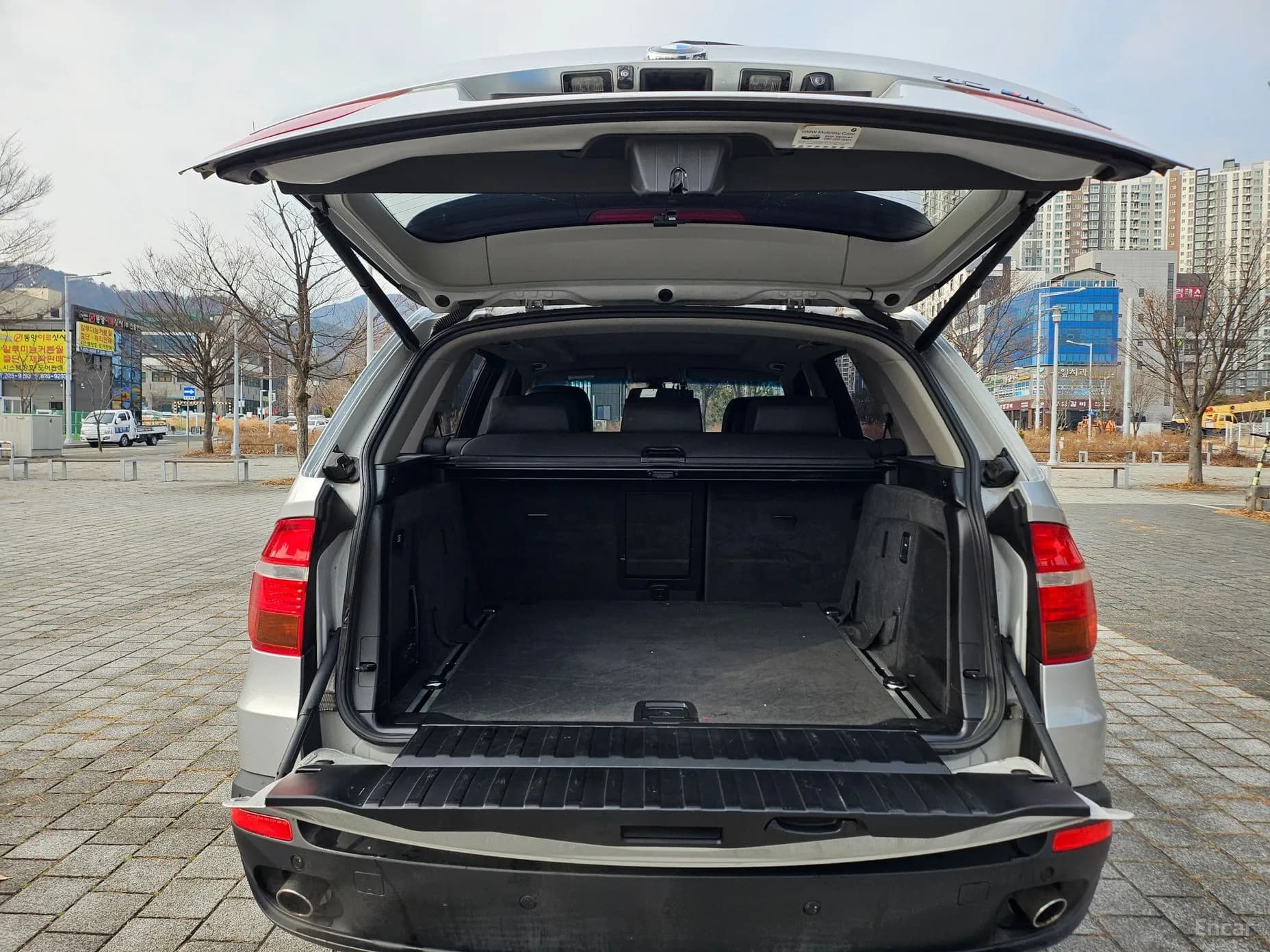 X5 (E70)