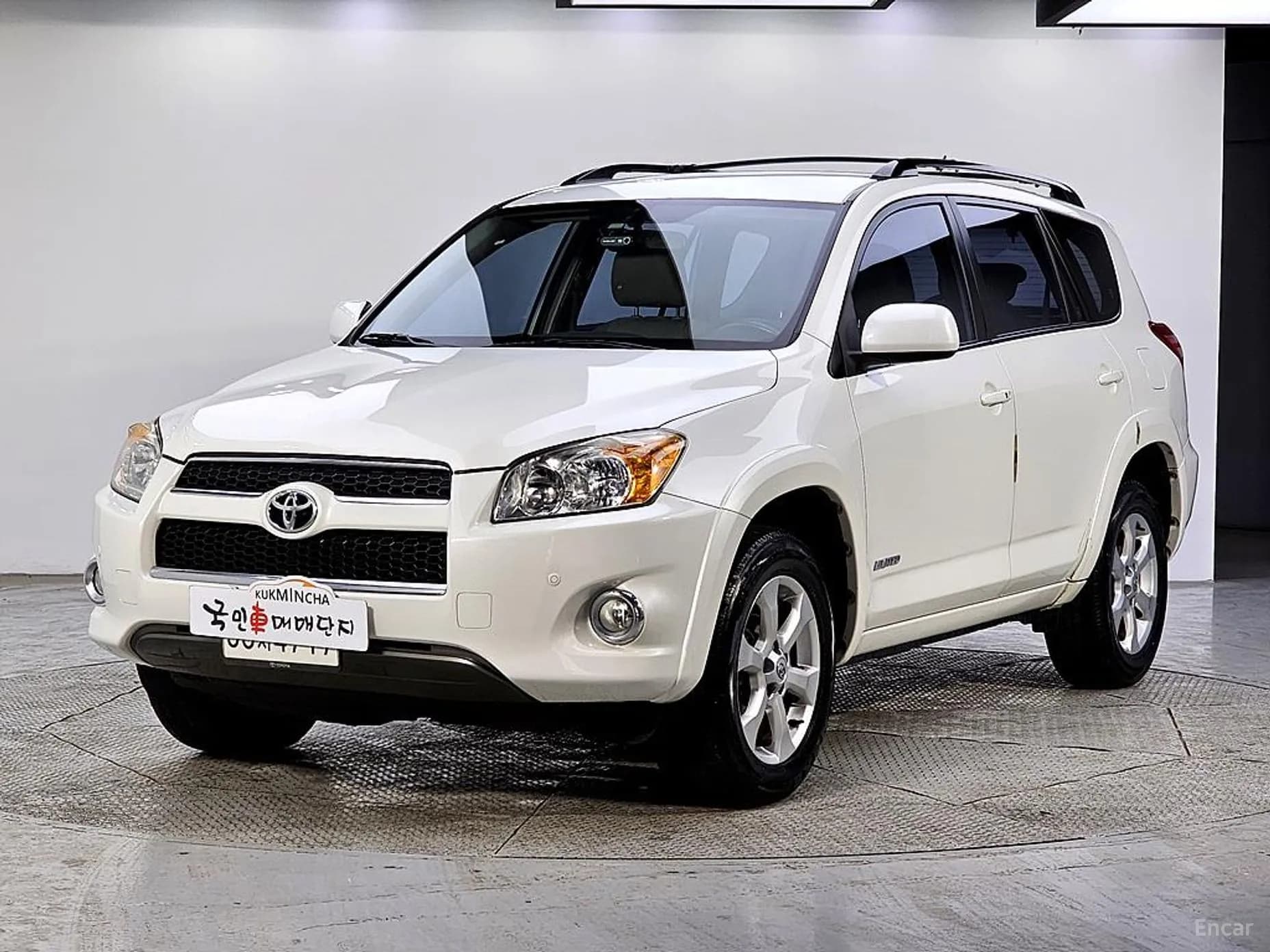 RAV4