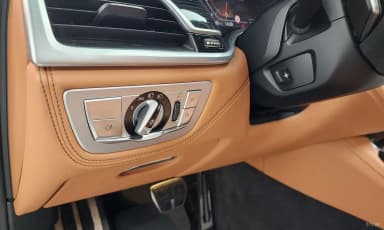 7 Series (G11)