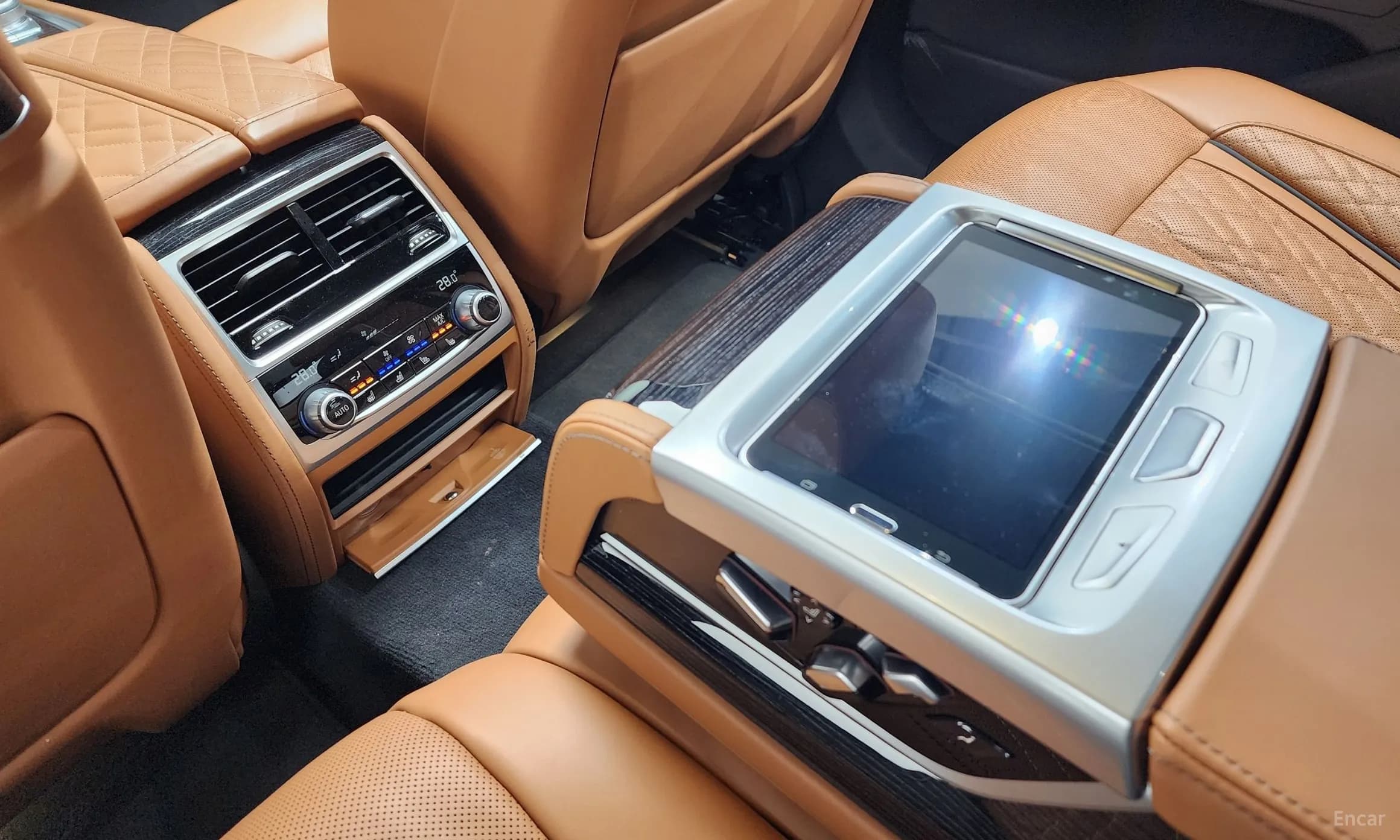 7 Series (G11)