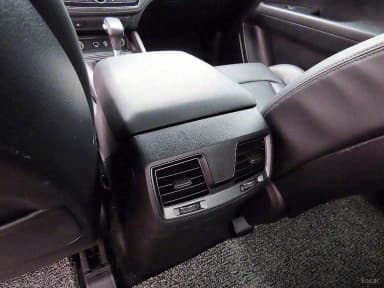 Rexton Sports Khan