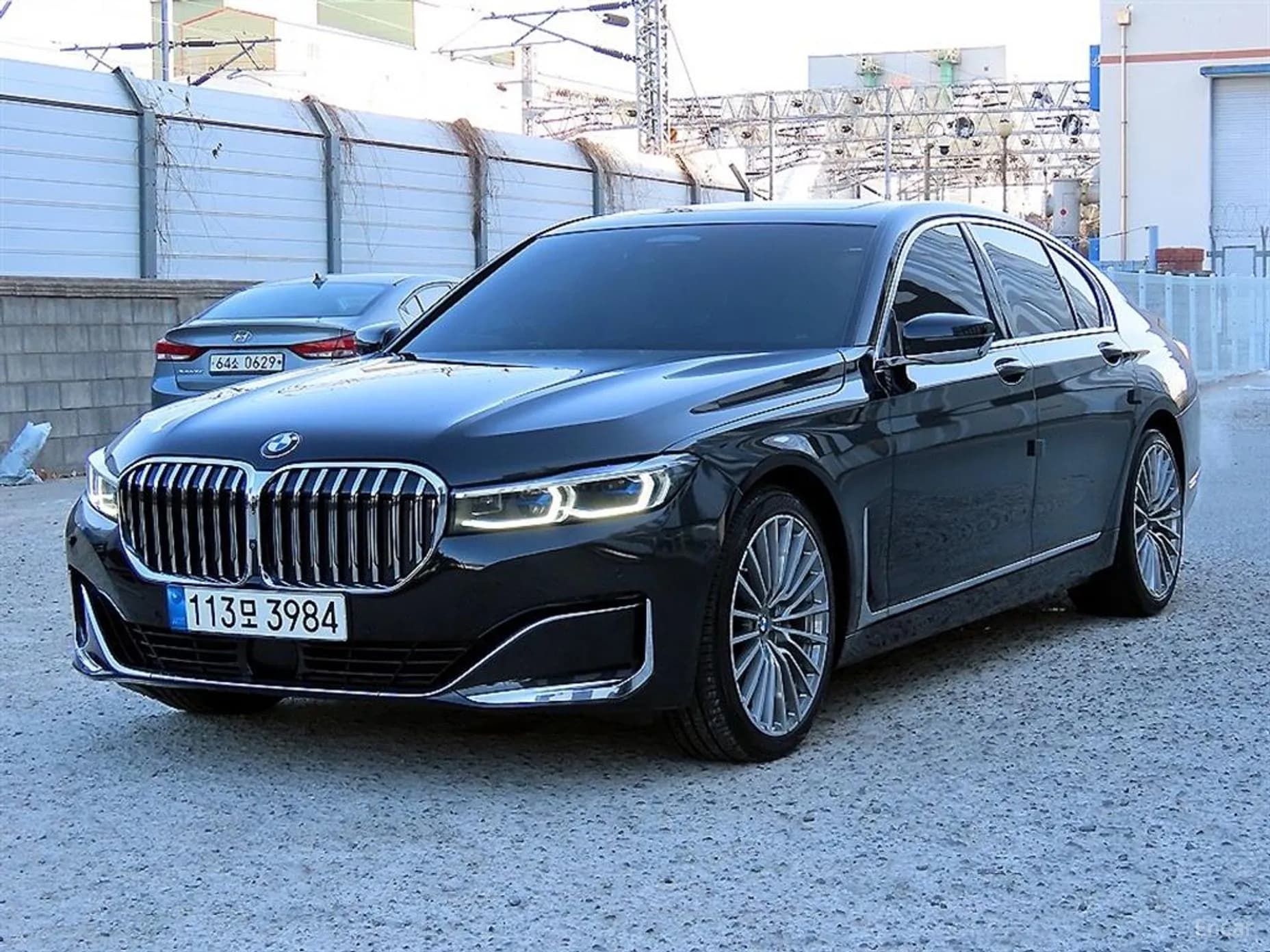7 Series (G11)