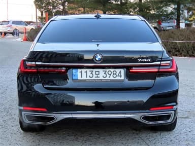 7 Series (G11)