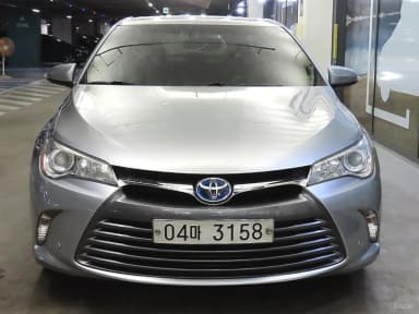 Camry (XV70)