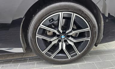 7 Series (G70)
