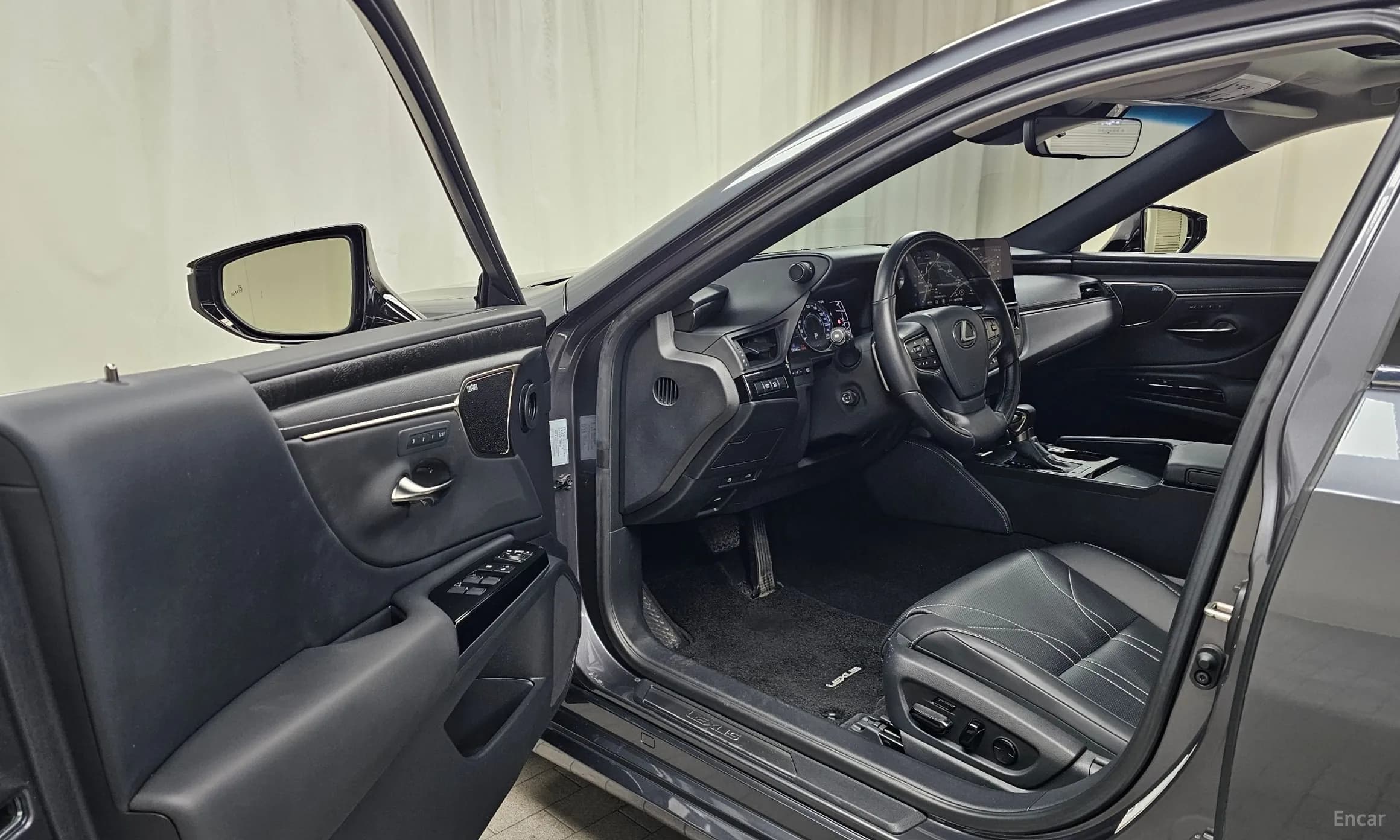 ES300h 7th Generation