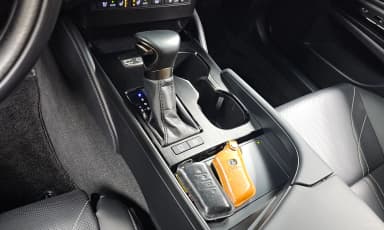 ES300h 7th Generation