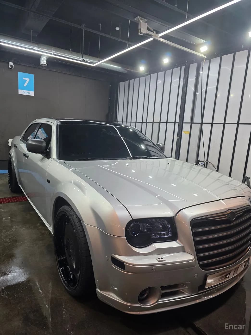 300C