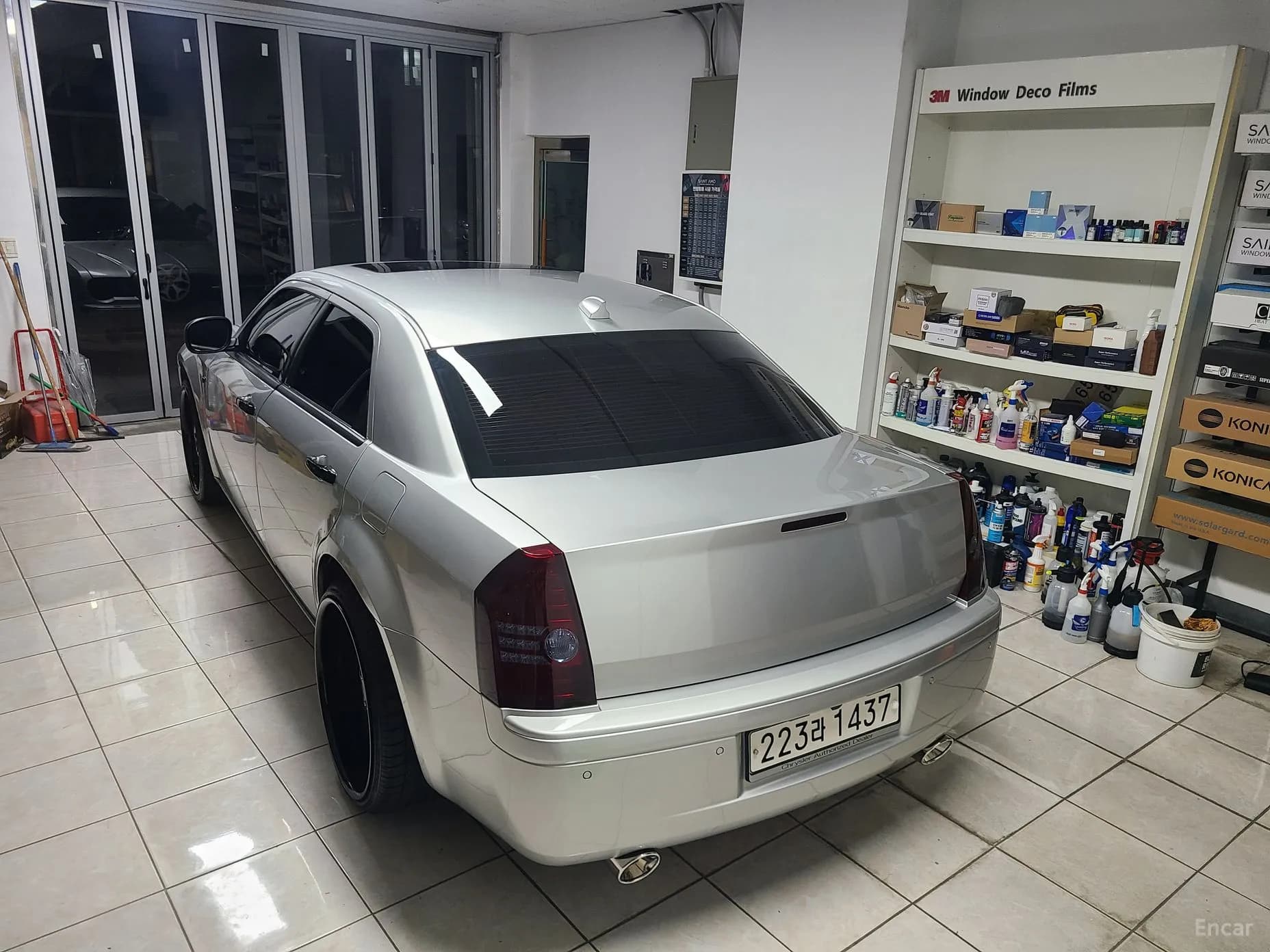 300C