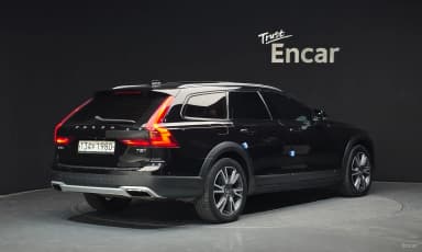 V90 Cross Country