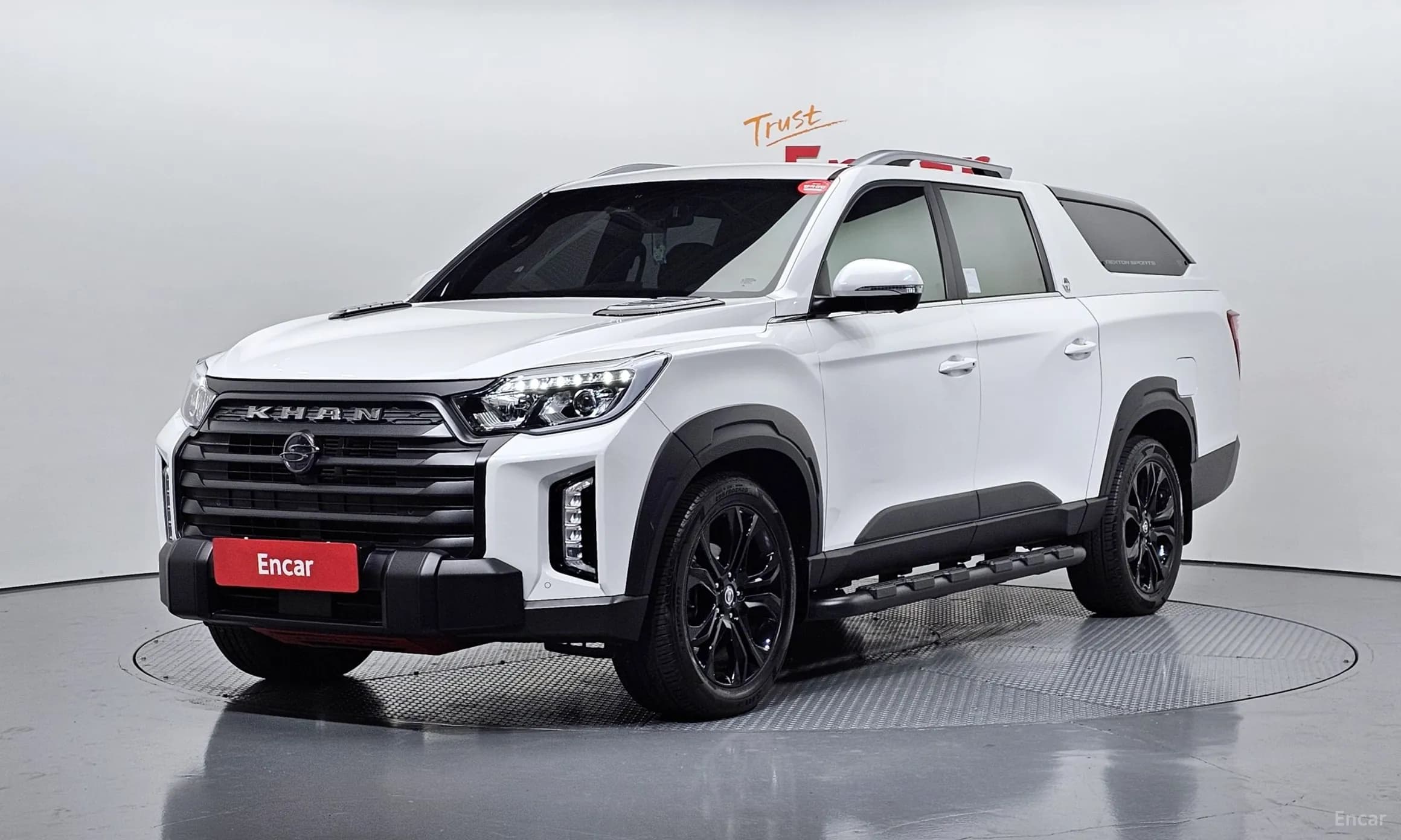 Rexton Sports Khan
