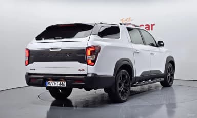 Rexton Sports Khan