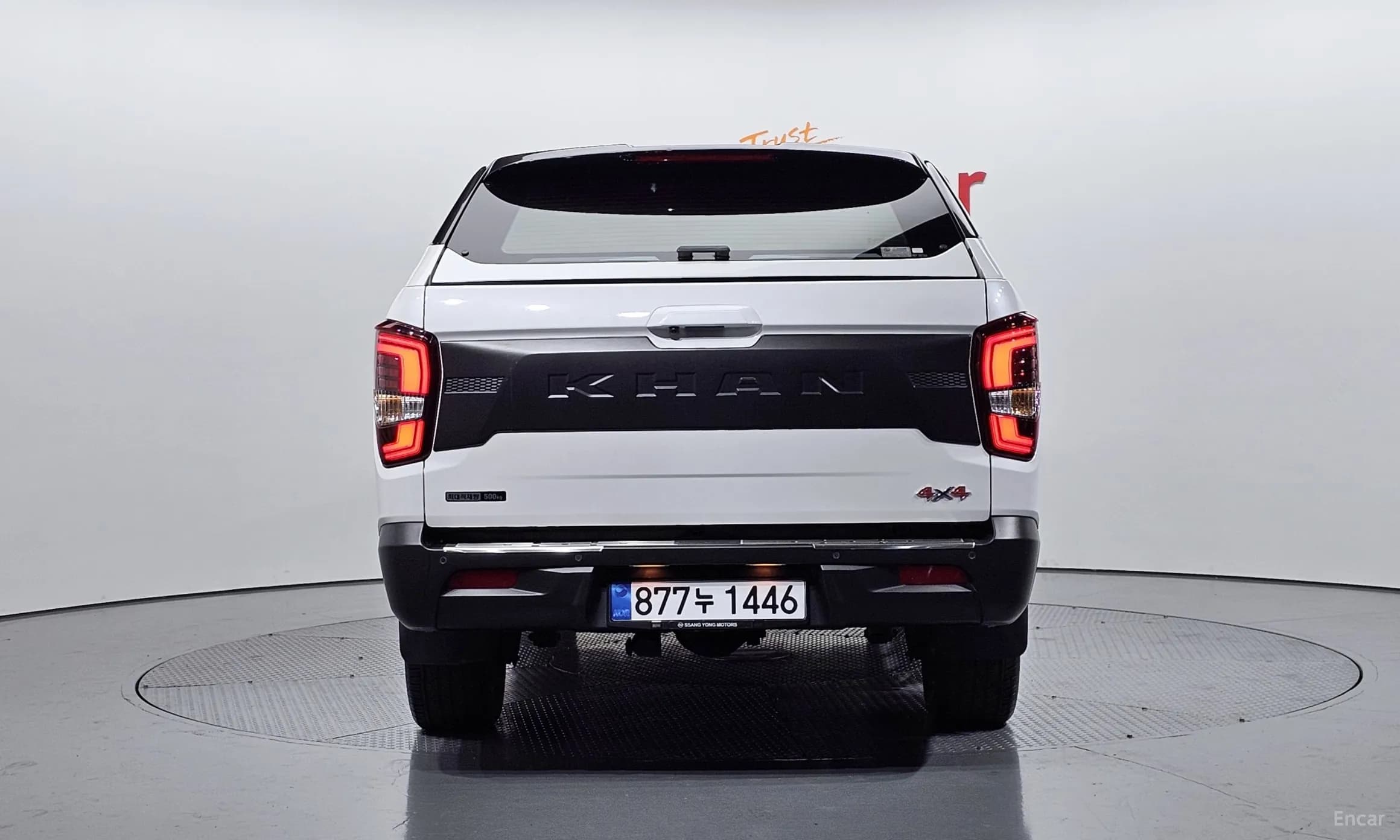 Rexton Sports Khan