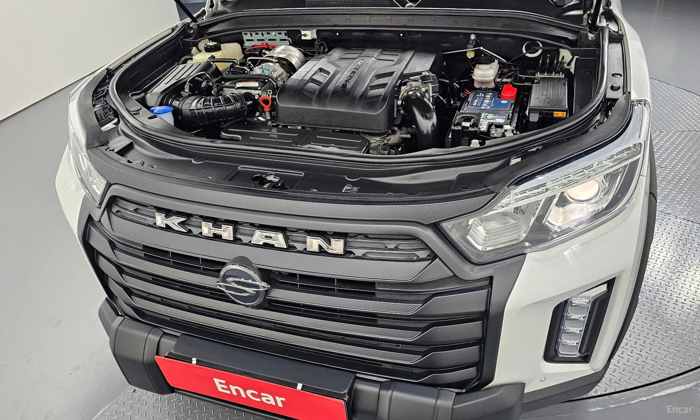 Rexton Sports Khan