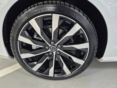 S90