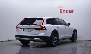 V90 Cross Country