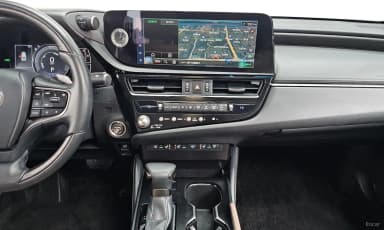 ES300h 7th Generation