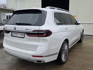 X7 (G07)