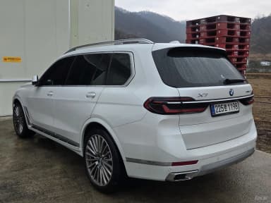 X7 (G07)