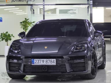 Panamera (976)