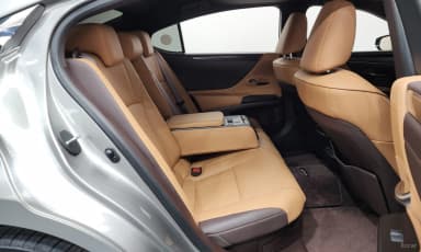 ES300h 7th Generation