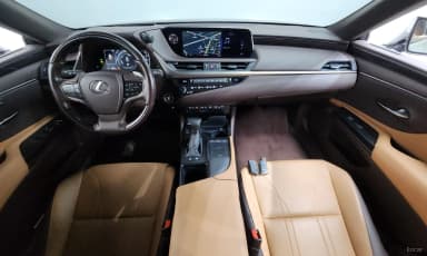 ES300h 7th Generation