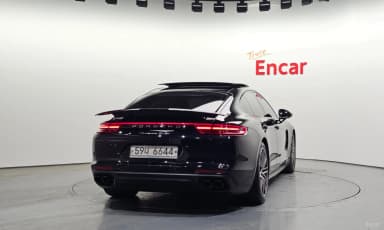 Panamera (971)