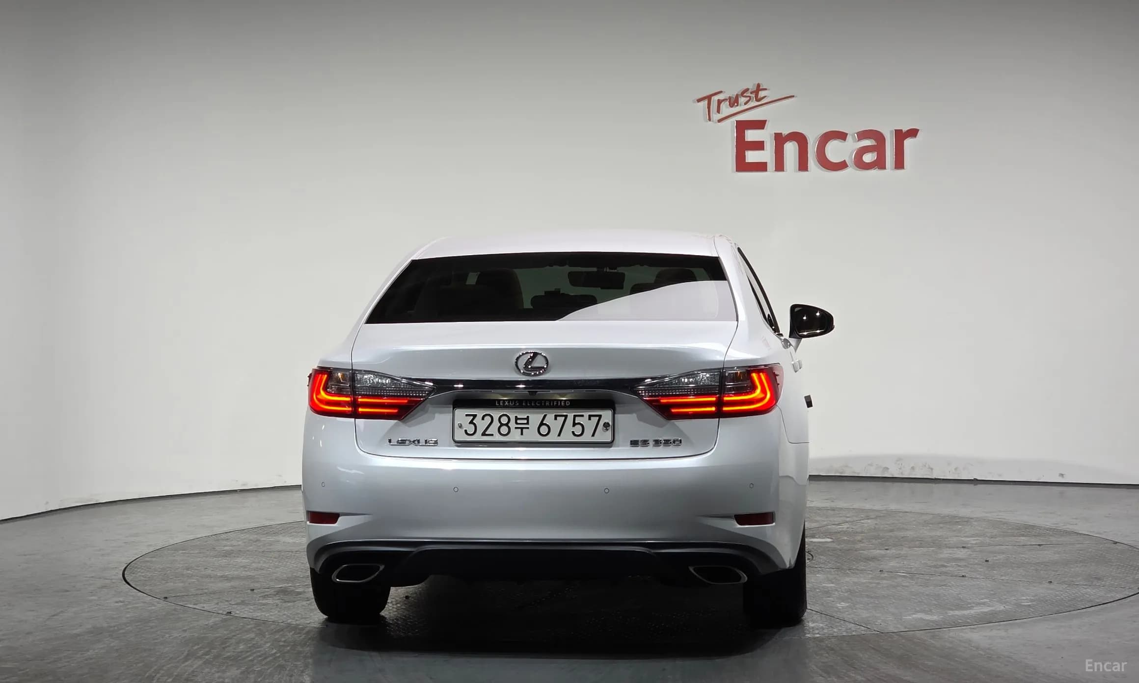 New ES350