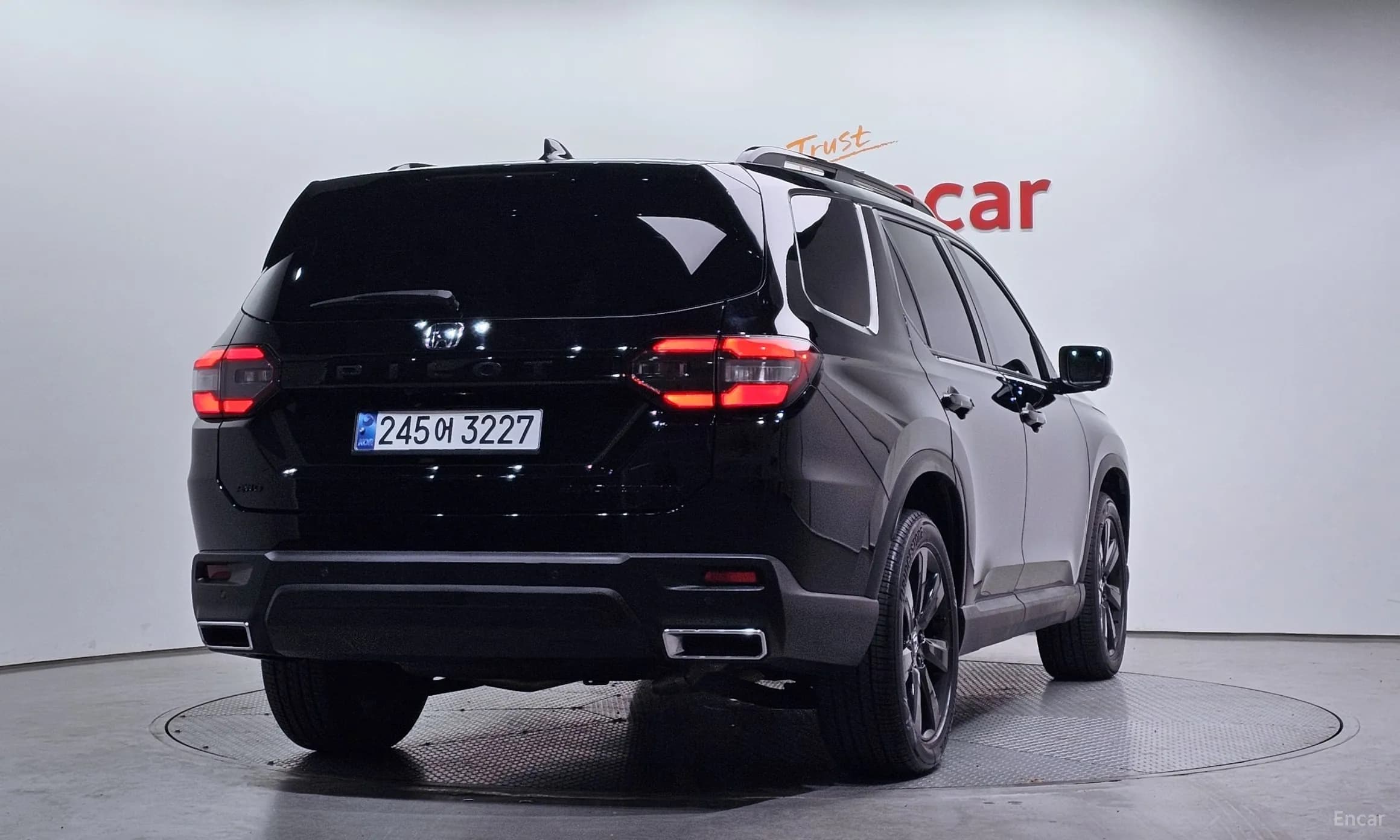 Pilot 4th Generation