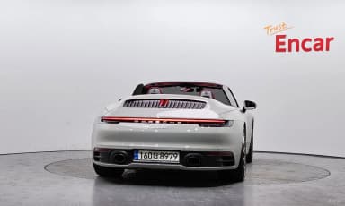 911 (992)