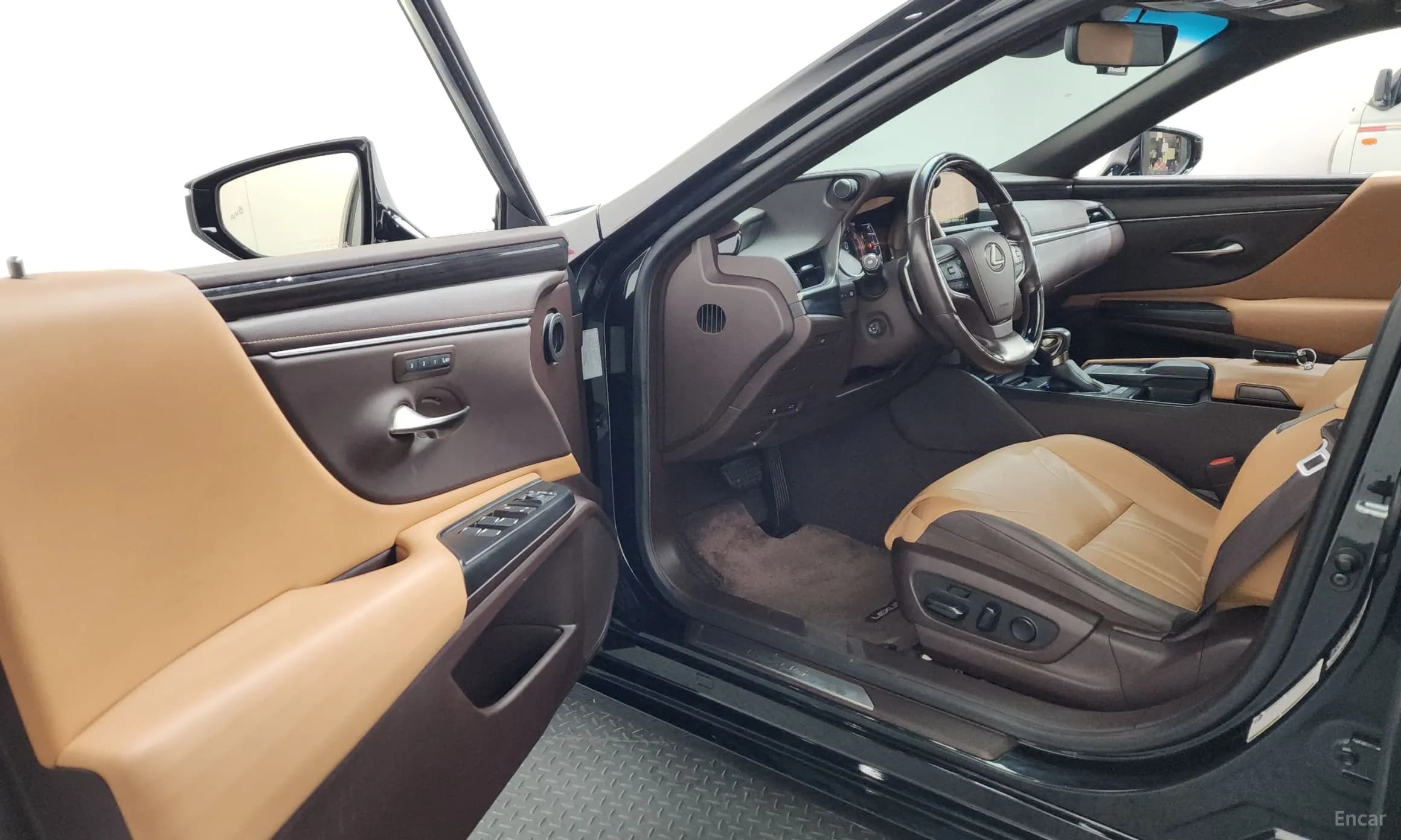 ES300h 7th Generation