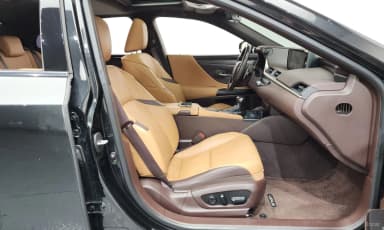 ES300h 7th Generation