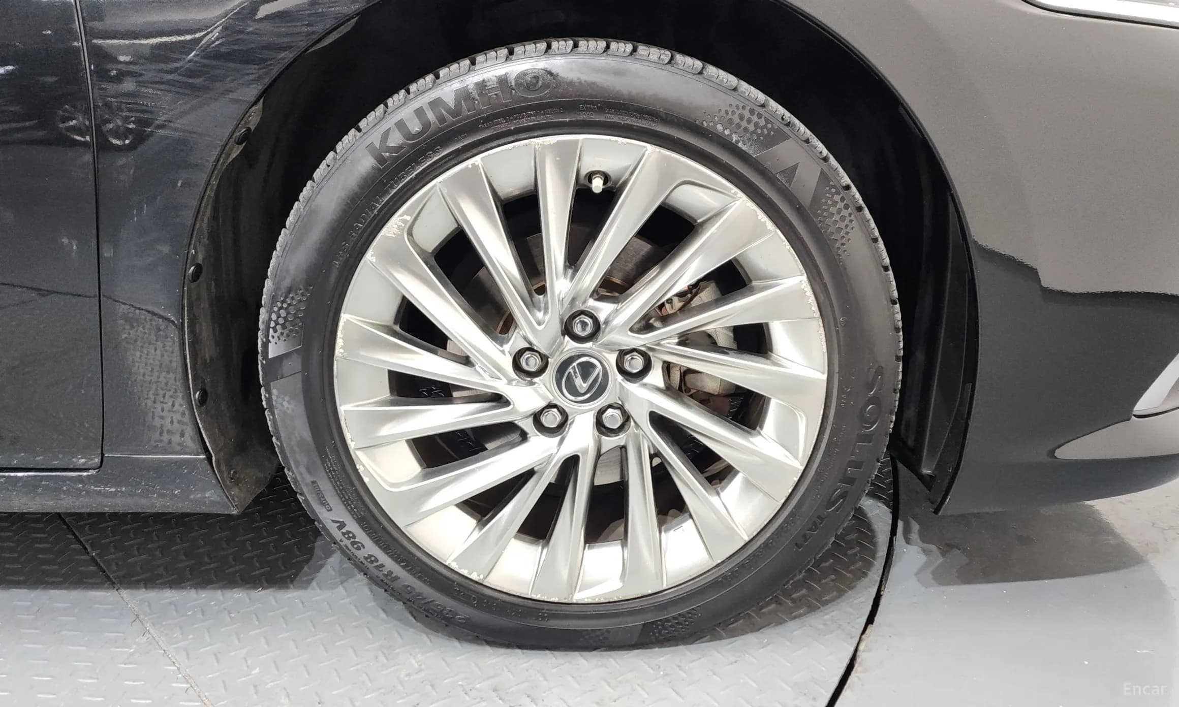 ES300h 7th Generation