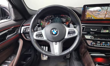 5 Series (G30)
