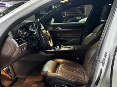 7 Series (G11)