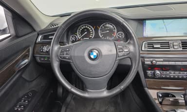 7 Series (F01)