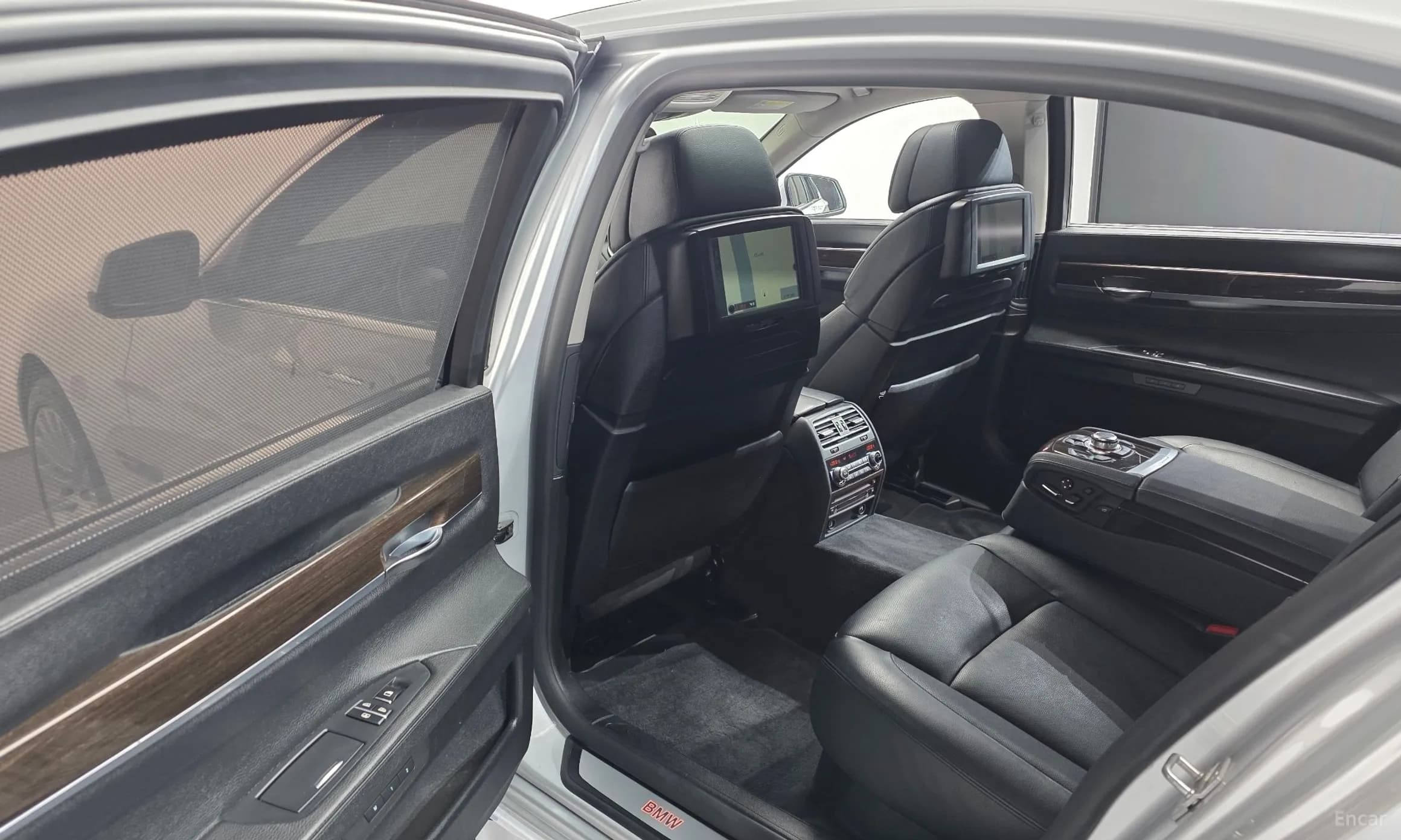 7 Series (F01)