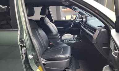 Rexton Sports Khan