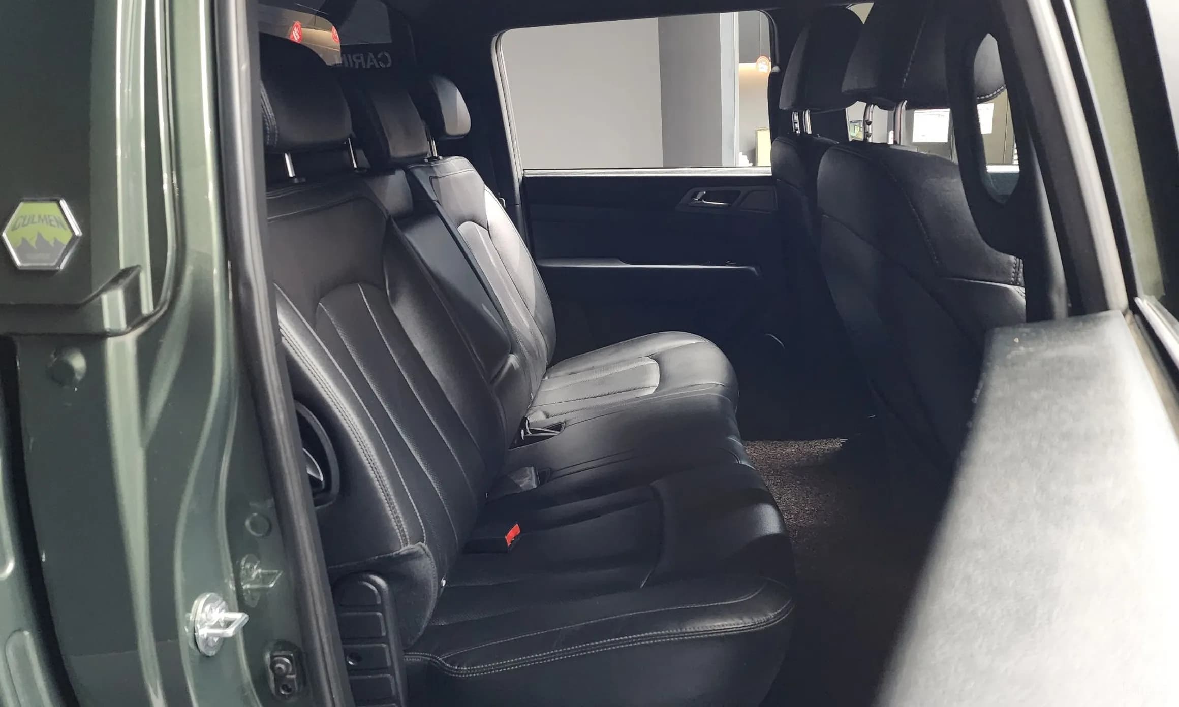 Rexton Sports Khan