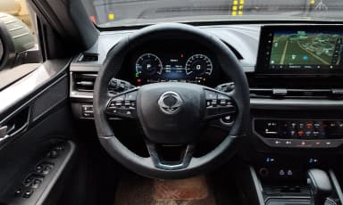 Rexton Sports Khan