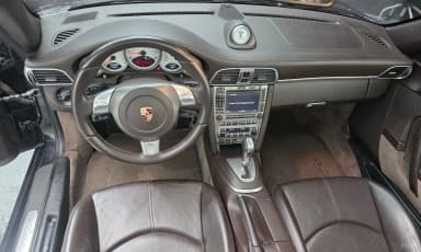 910