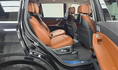X7 (G07)