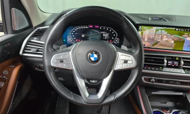 X7 (G07)