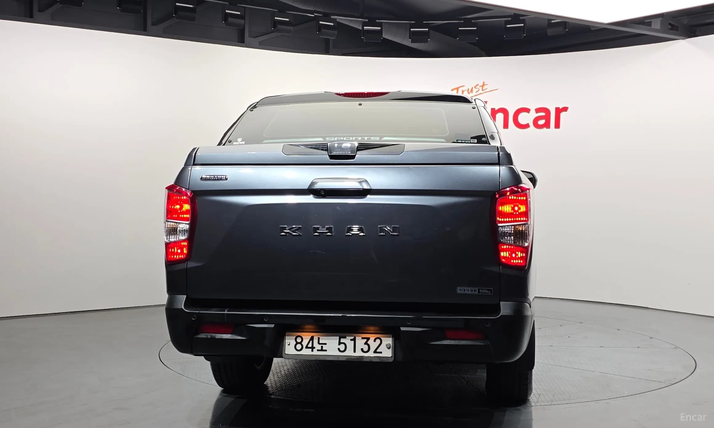 Rexton Sports Khan