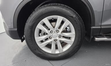 Rexton Sports Khan