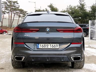 X6 (G06)