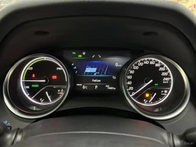 Camry (XV70)