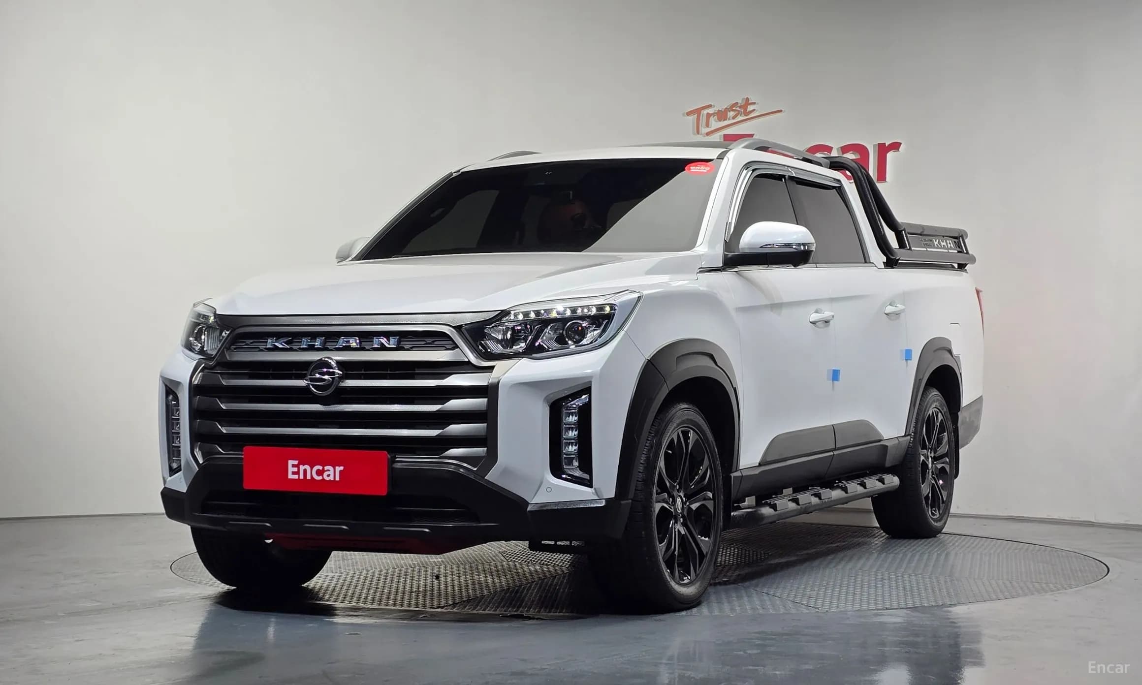 Rexton Sports Khan