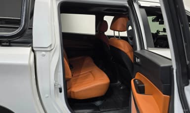 Rexton Sports Khan